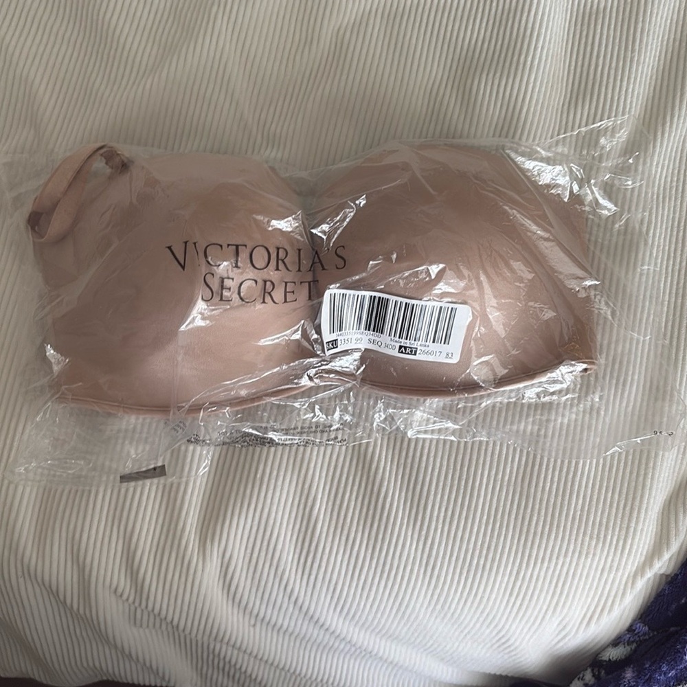 Victoria's Secret Bombshell Push Up Convertible Bra